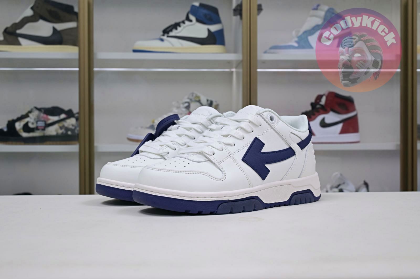 OFF-WHITE Ous Of Office