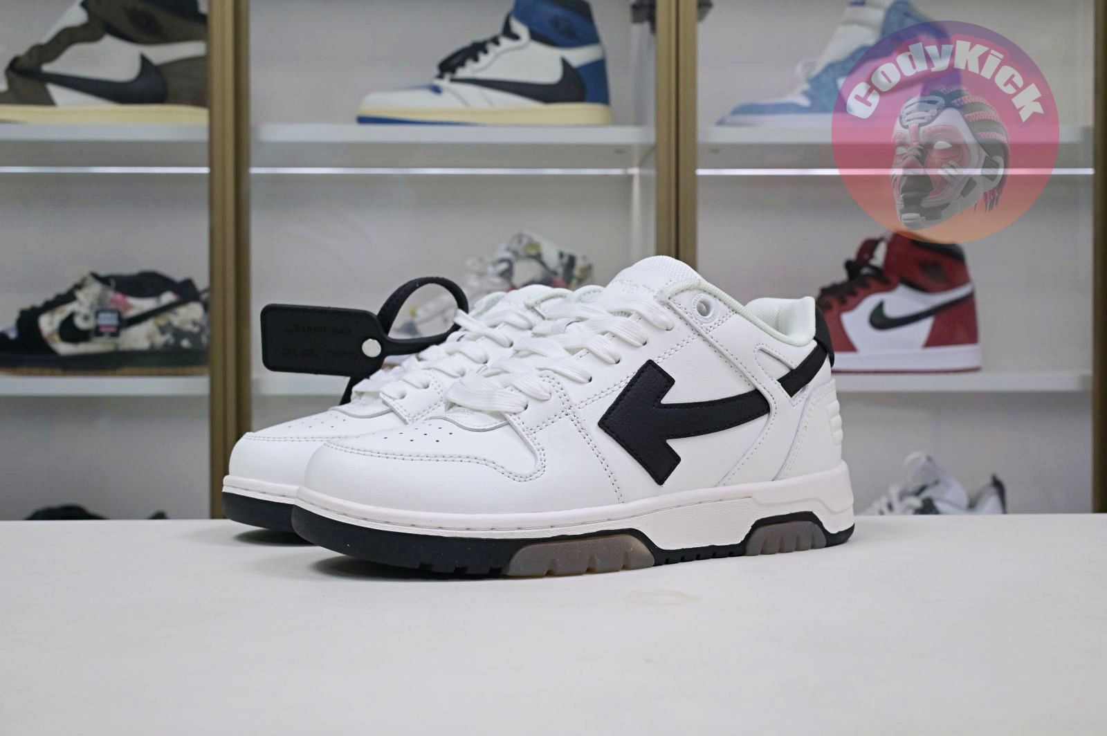 OFF-WHITE Ous Of Office