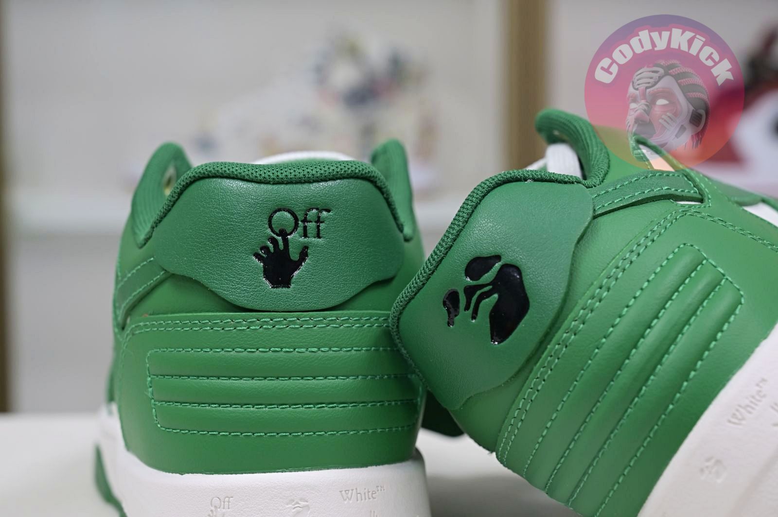 OFF-WHITE Ous Of Office