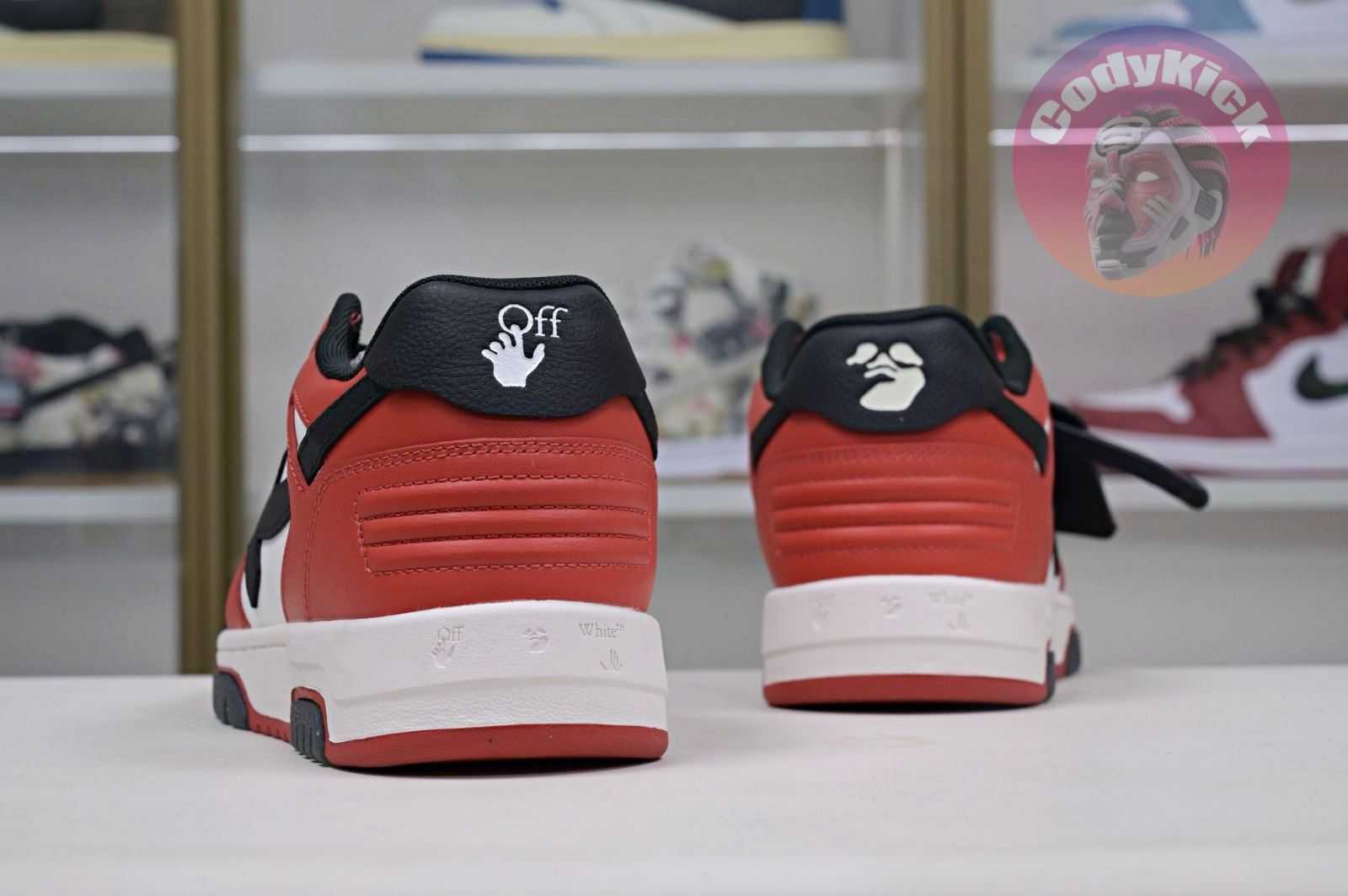 OFF-WHITE Ous Of Office