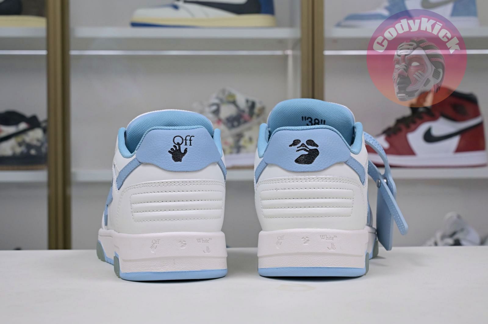 OFF-WHITE Ous Of Office