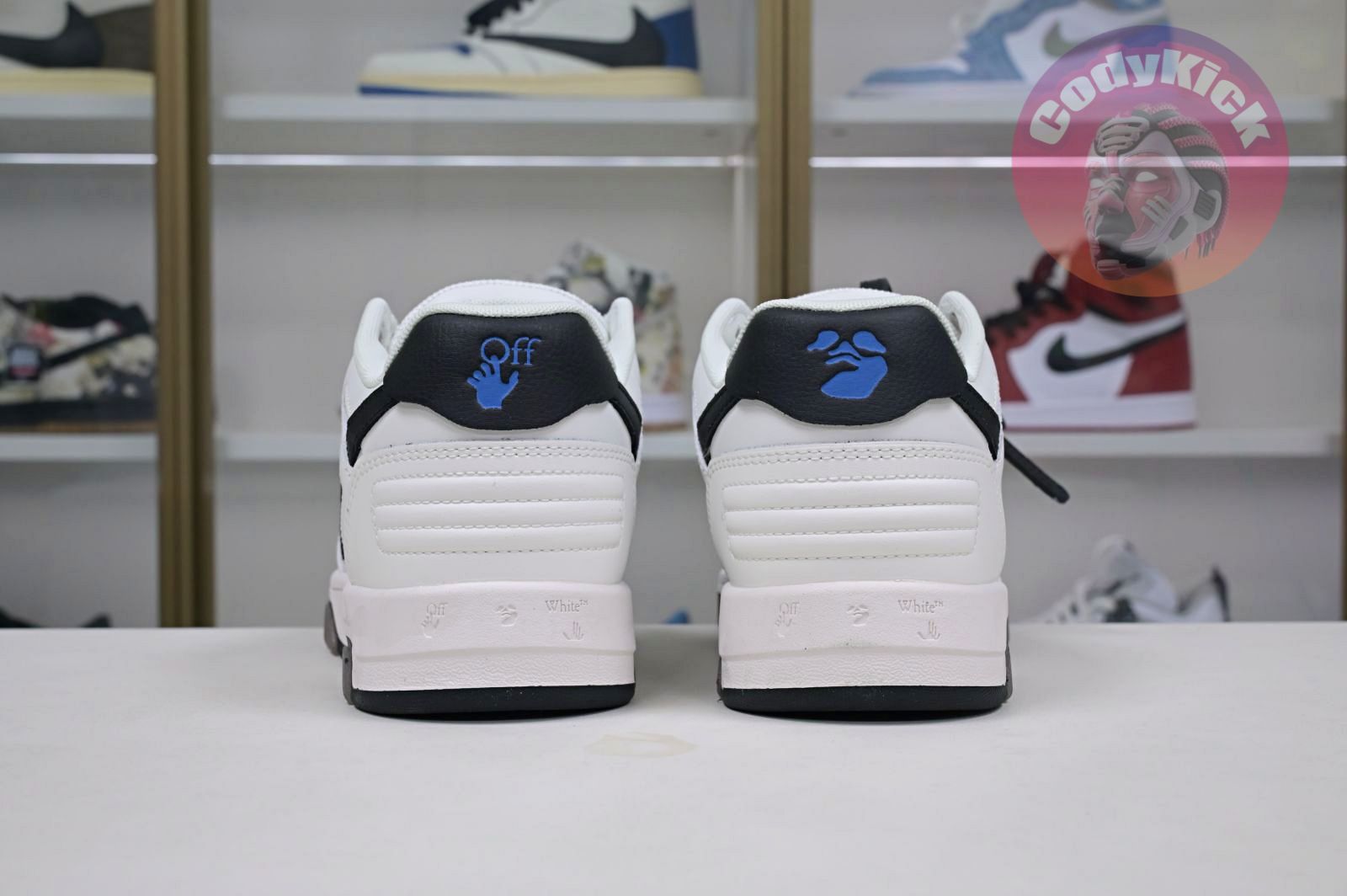 OFF-WHITE Ous Of Office