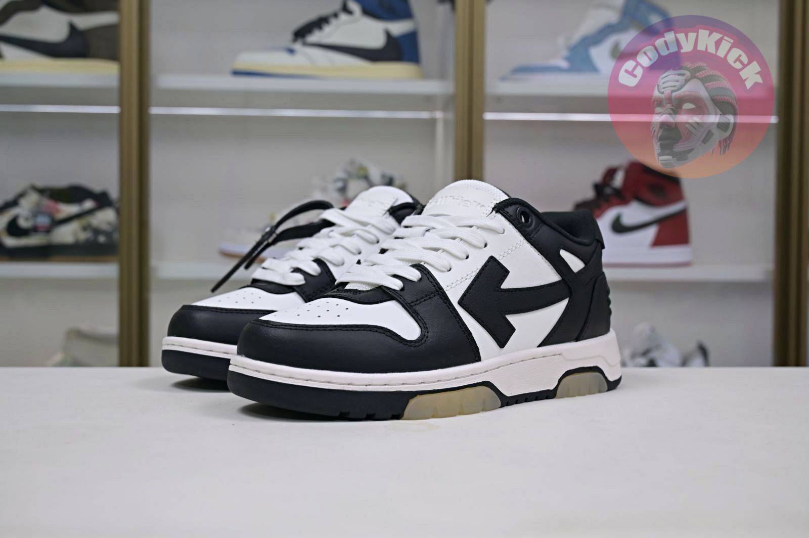 OFF-WHITE Ous Of Office