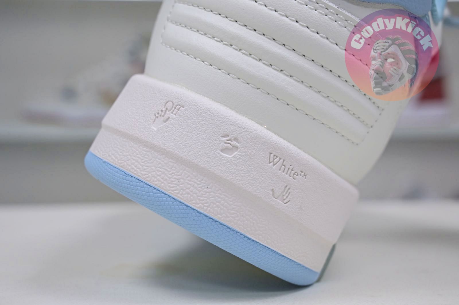 OFF-WHITE Ous Of Office