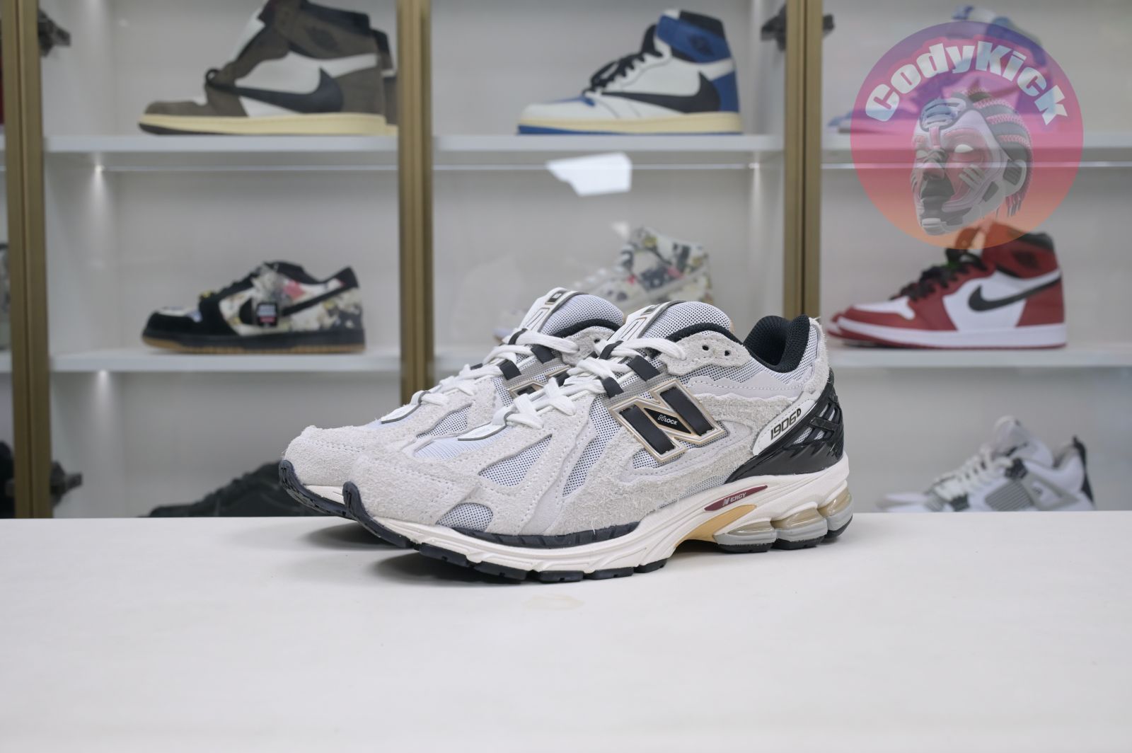 New Balance NB 1906R