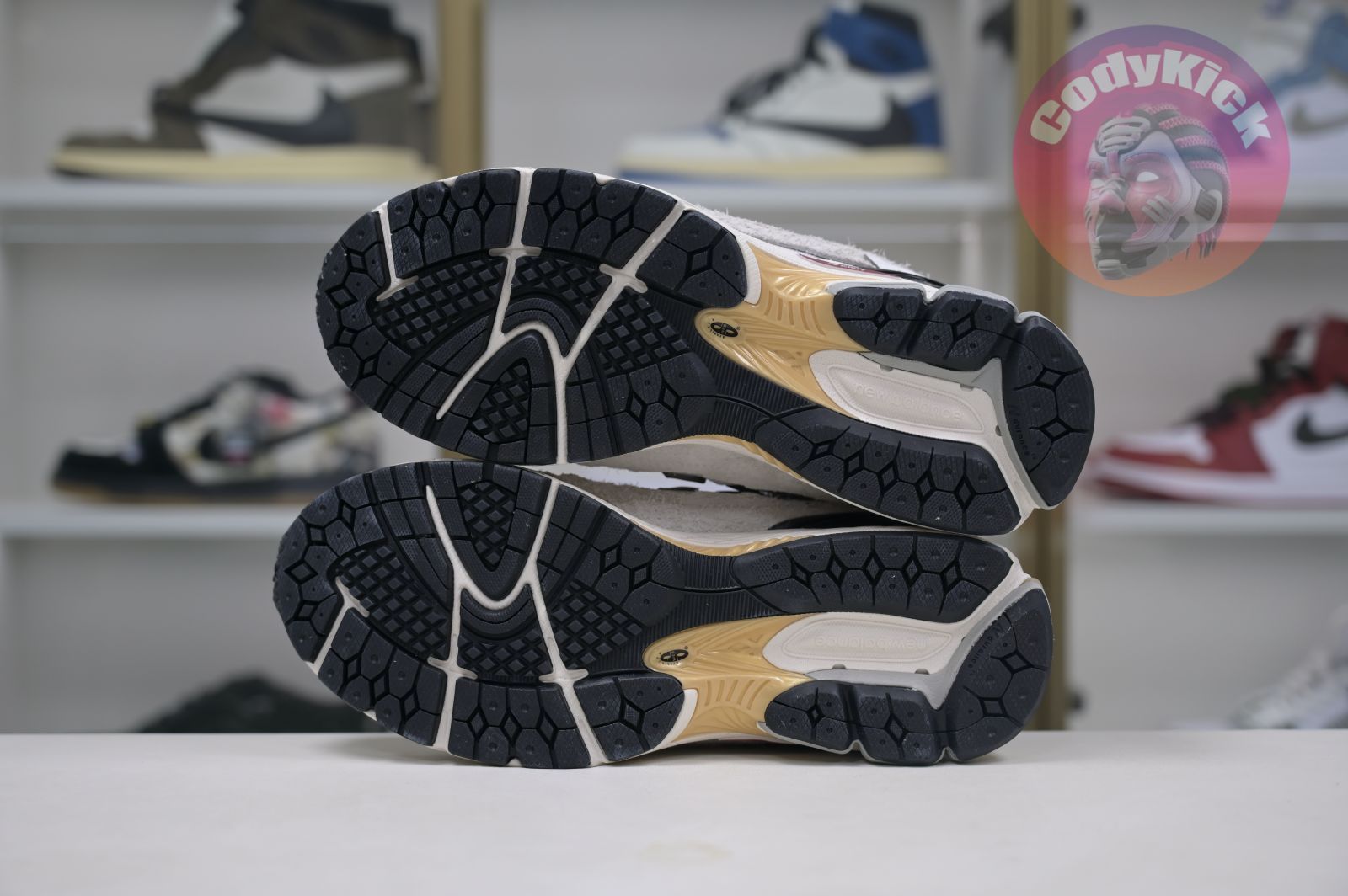 New Balance NB 1906R