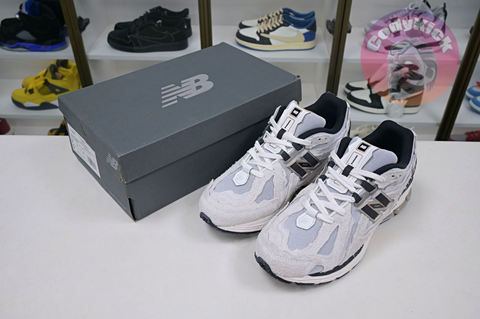 New Balance NB 1906R