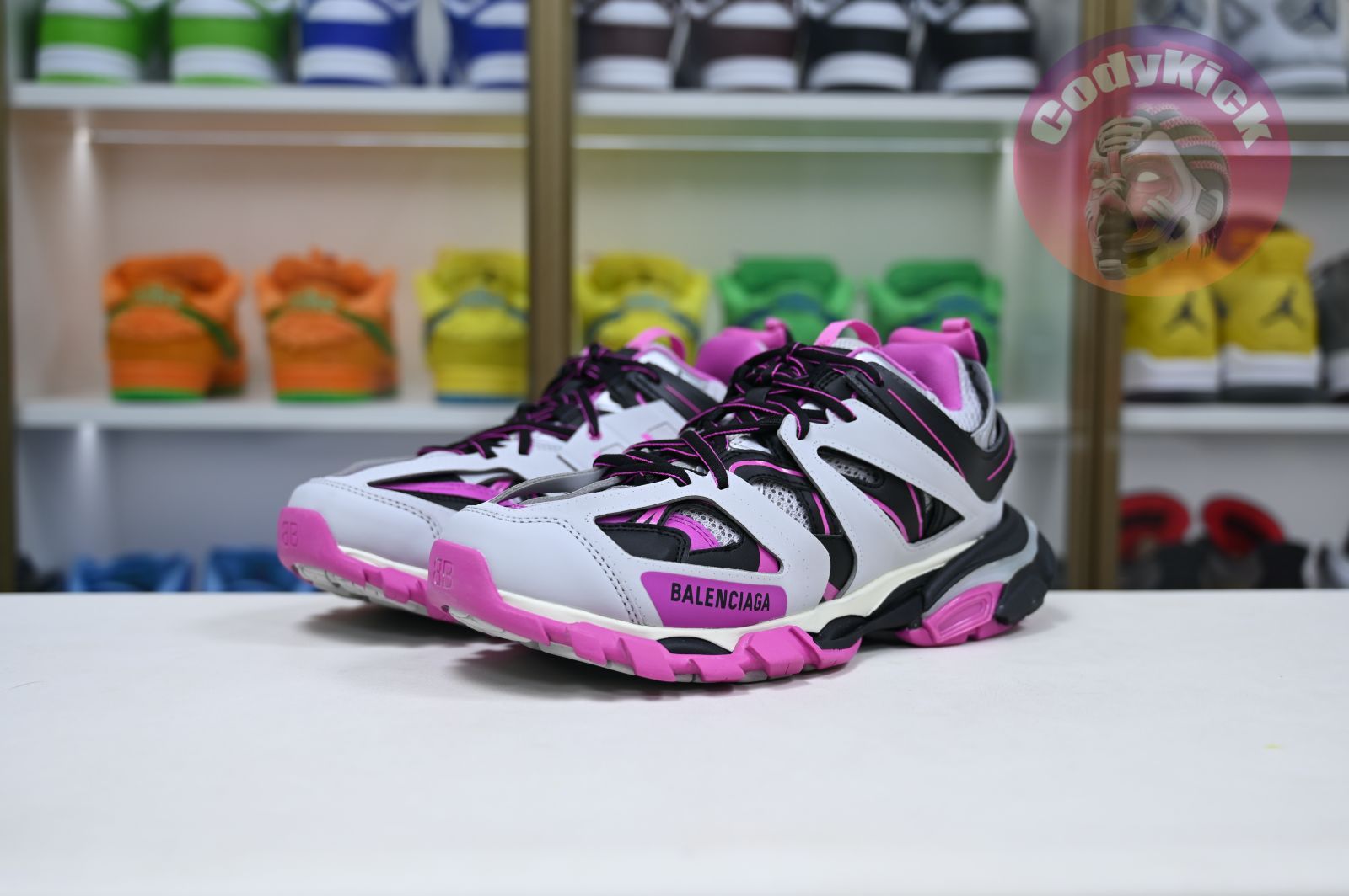 Balenciaga  Track（LED）