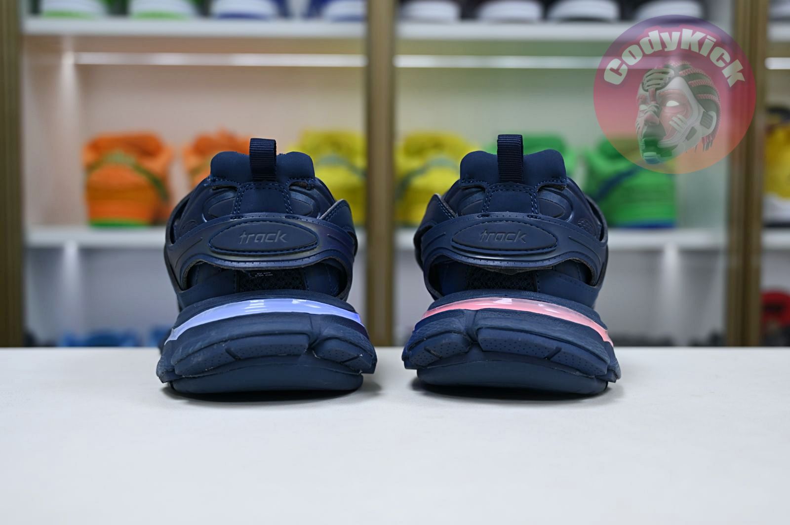 Balenciaga  Track（LED）