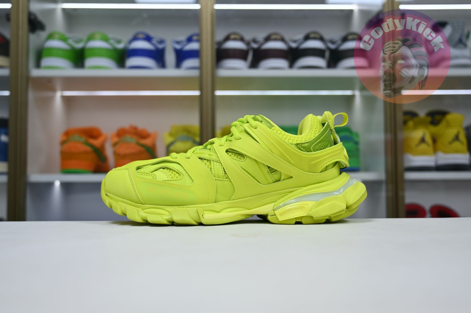 Balenciaga  Track（LED）