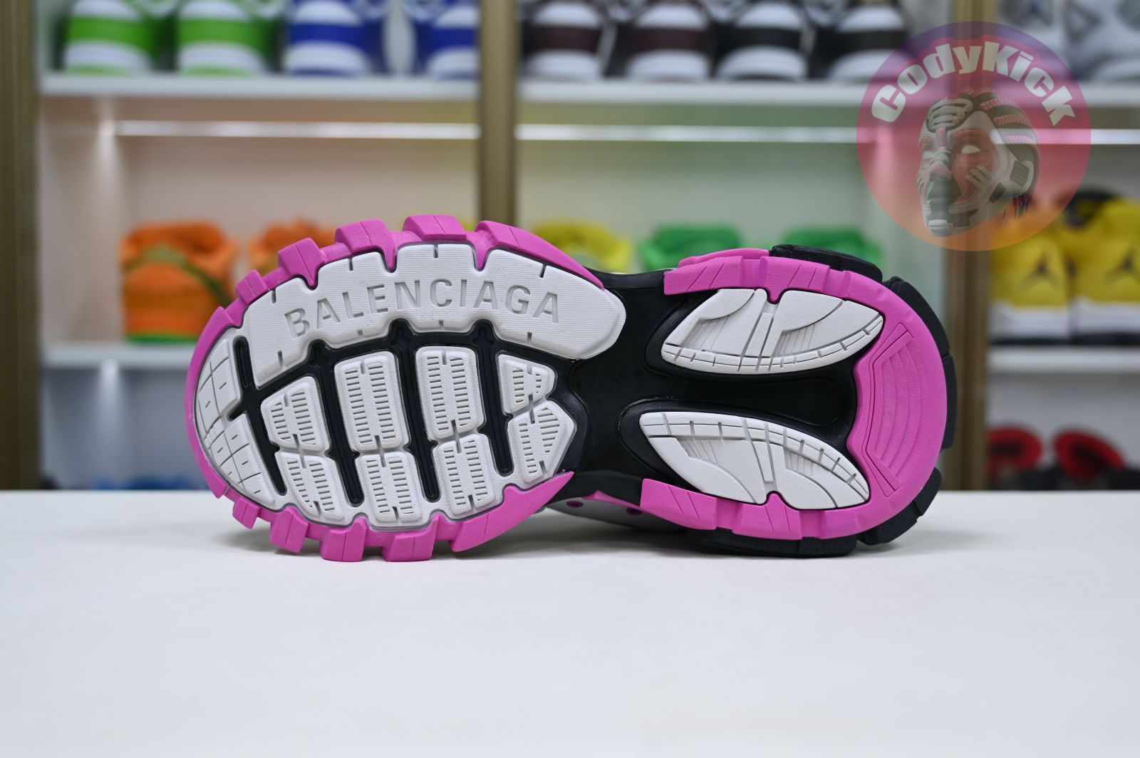 Balenciaga  Track（LED）