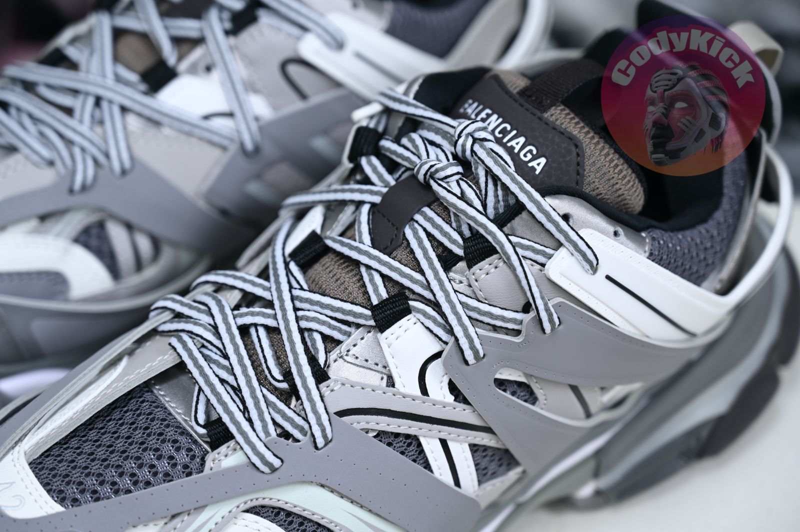 Balenciaga  Track（LED）