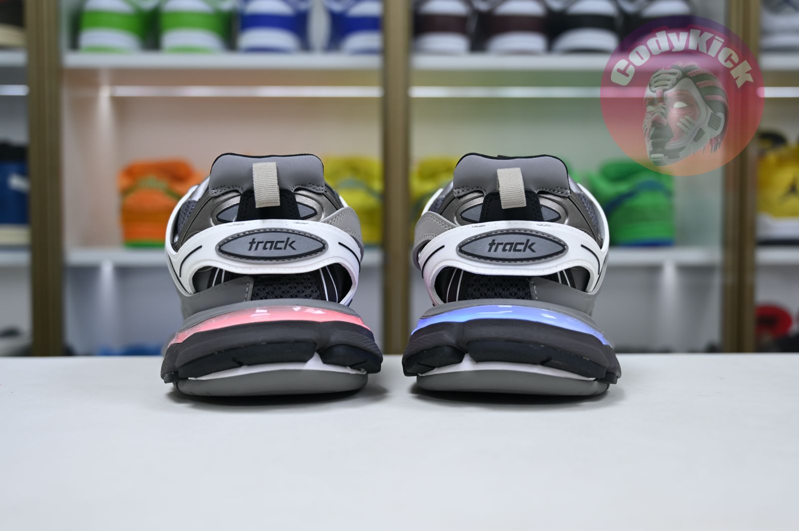 Balenciaga  Track（LED）