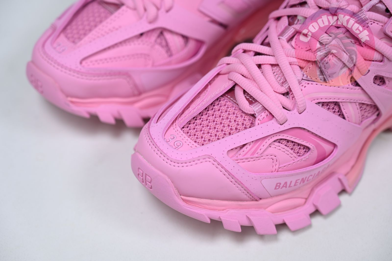 Balenciaga  Track（LED）