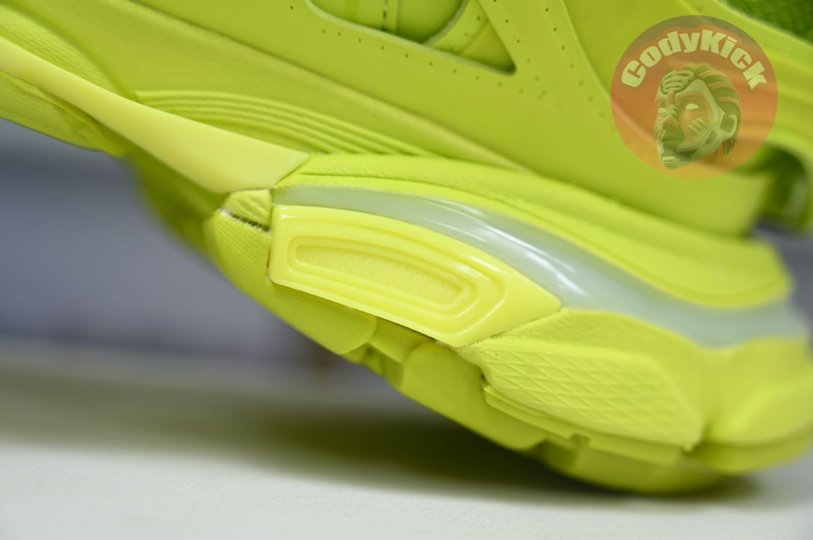 Balenciaga  Track（LED）