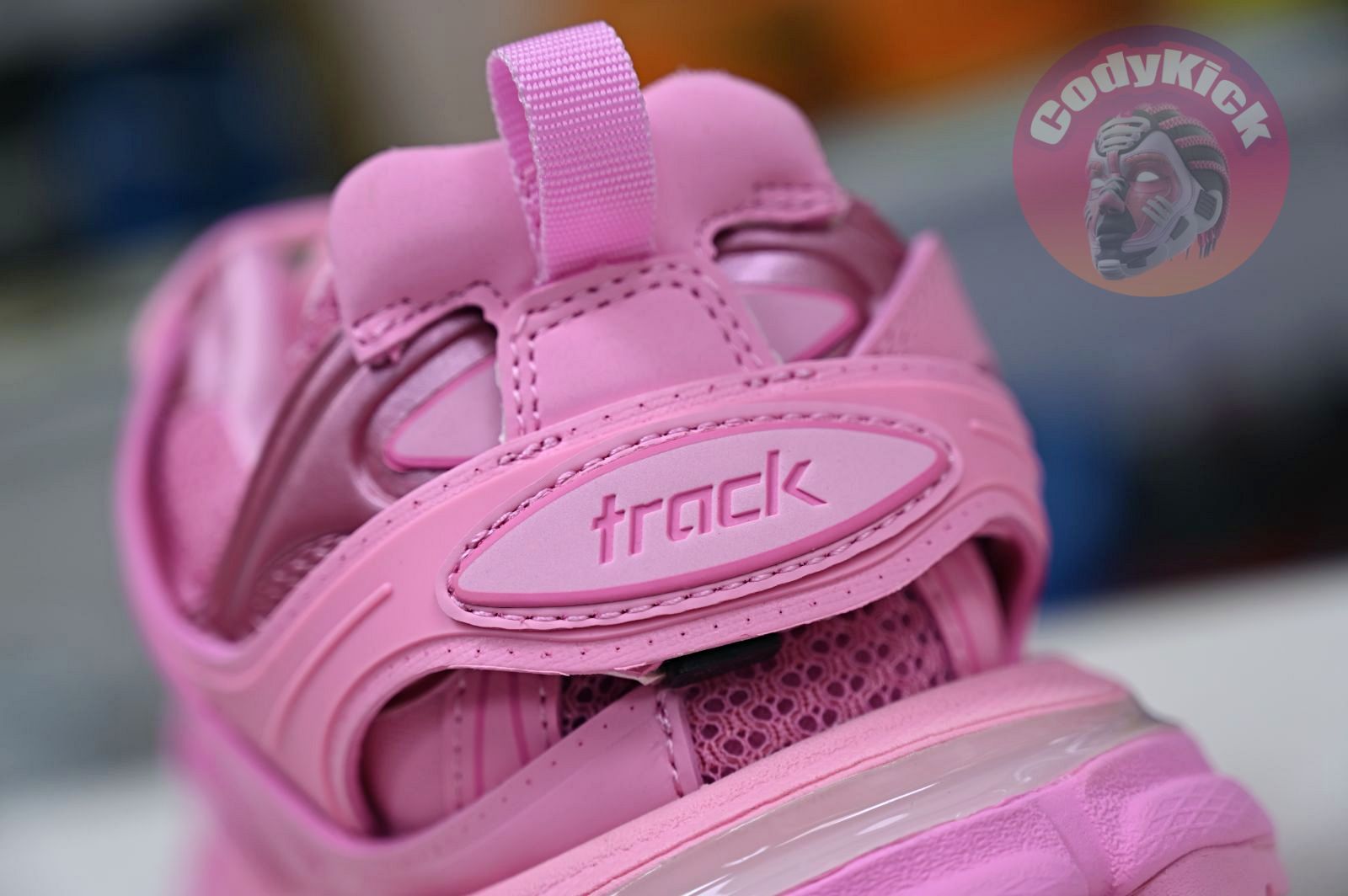 Balenciaga  Track（LED）