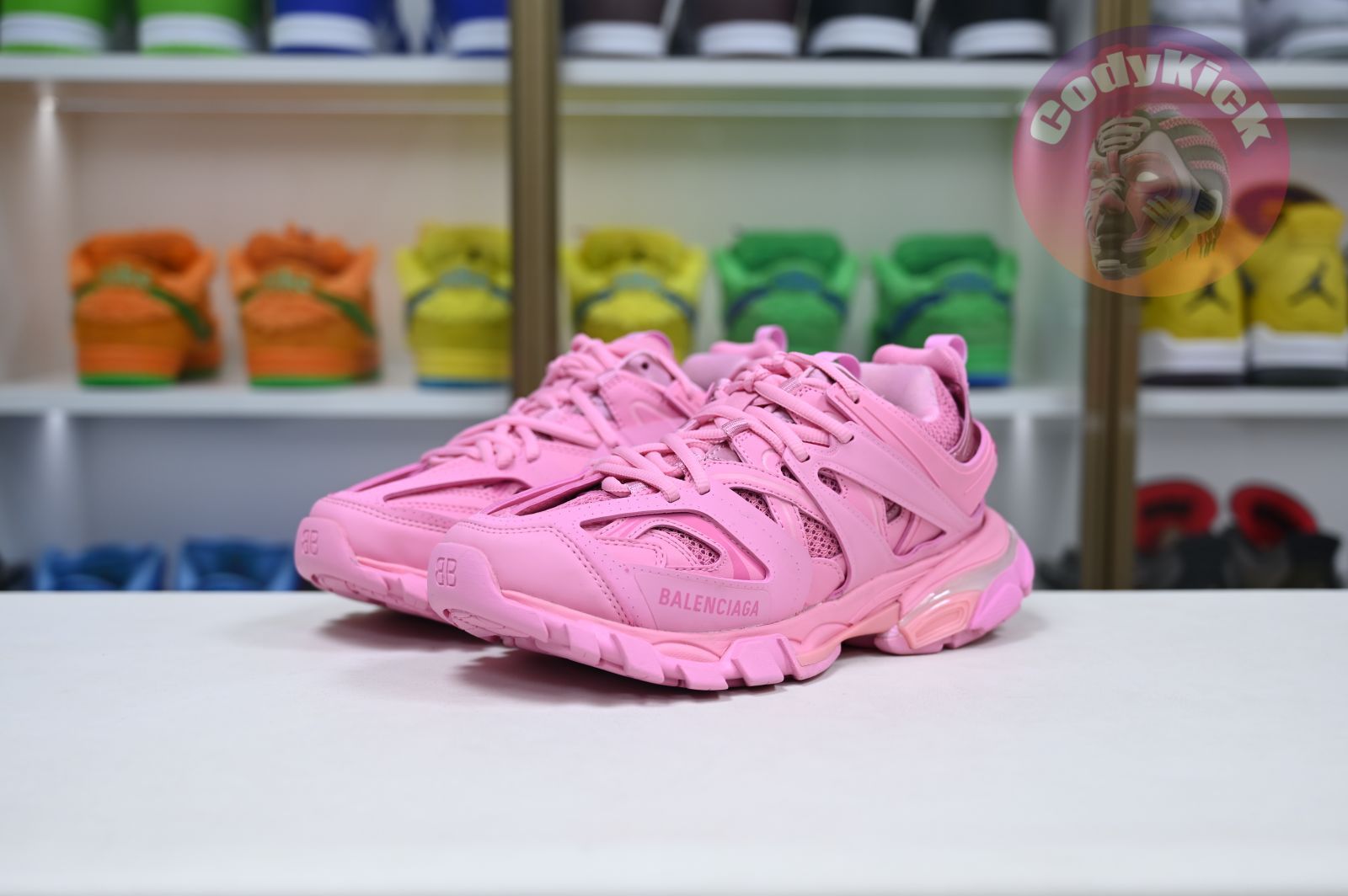 Balenciaga  Track（LED）