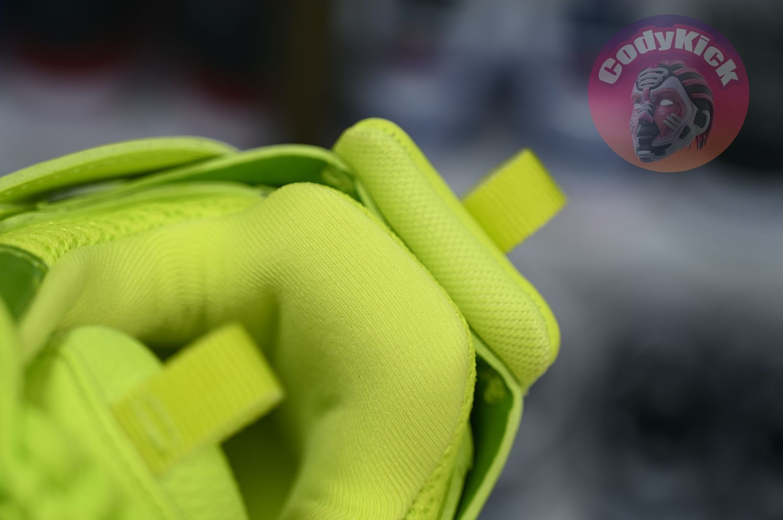 Balenciaga  Track（LED）