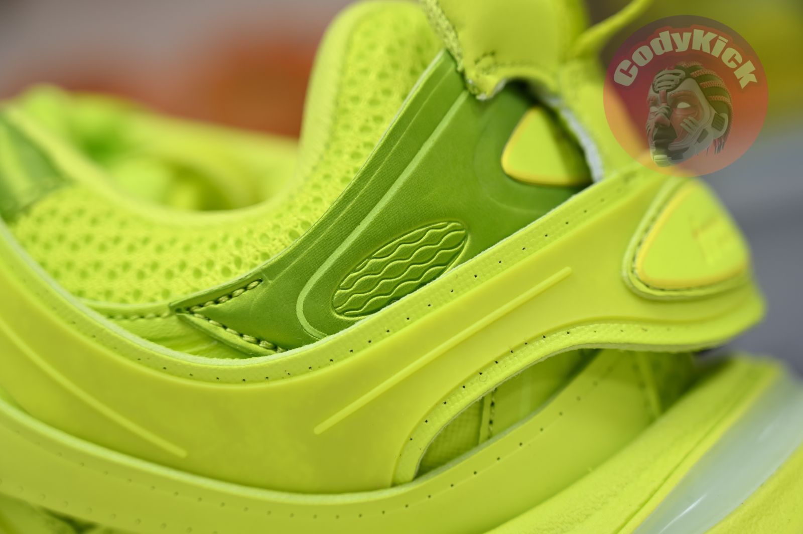 Balenciaga  Track（LED）