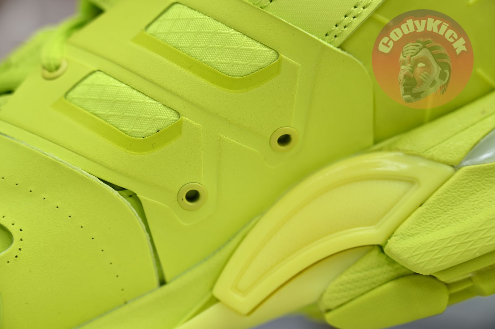 Balenciaga  Track（LED）