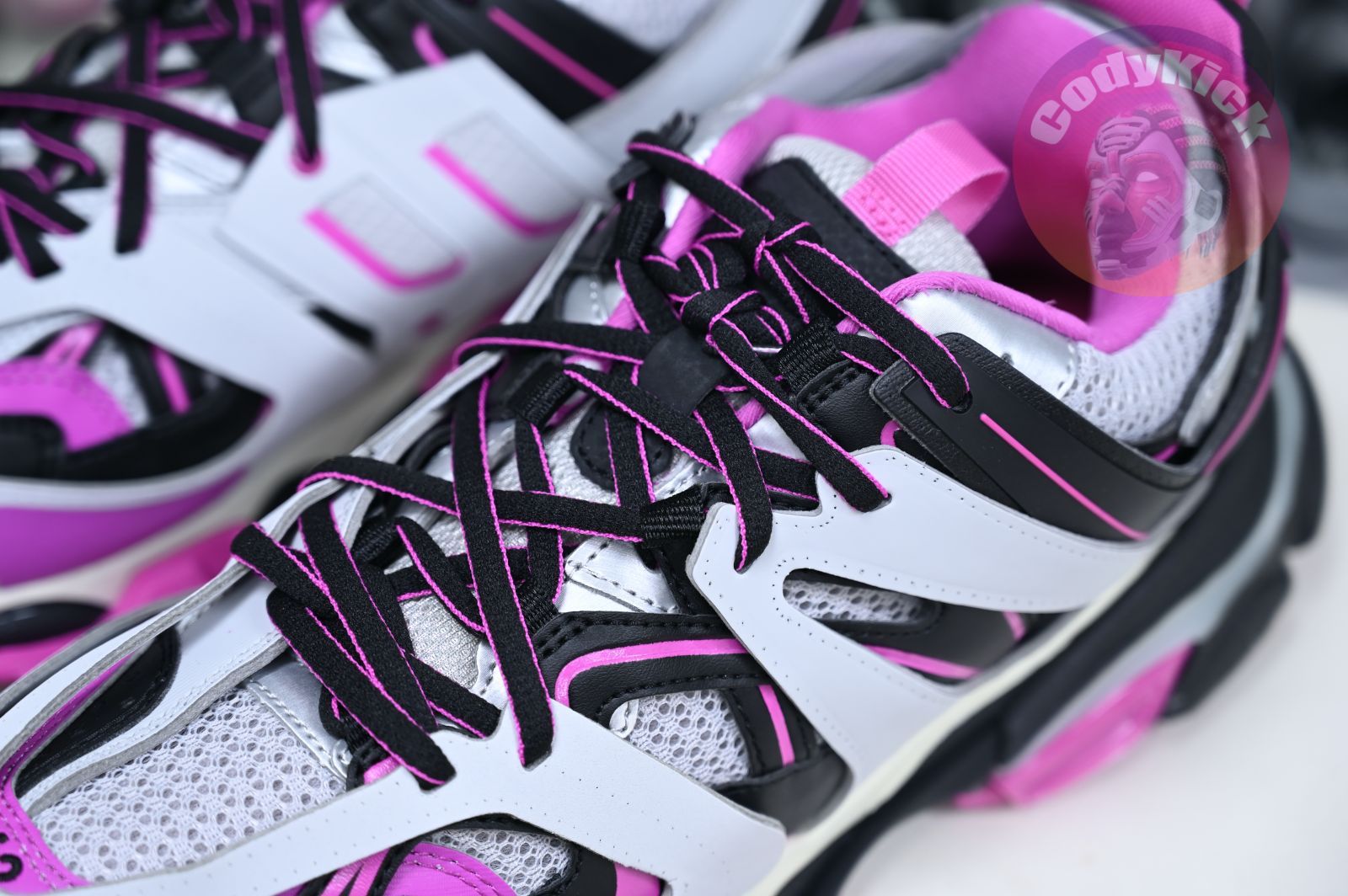 Balenciaga  Track（LED）