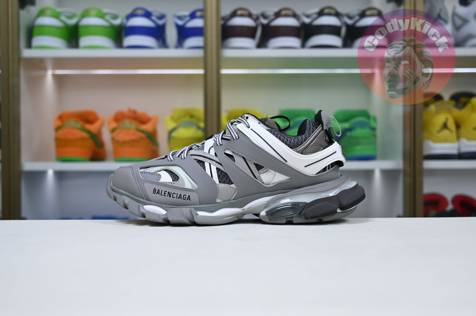 Balenciaga  Track（LED）