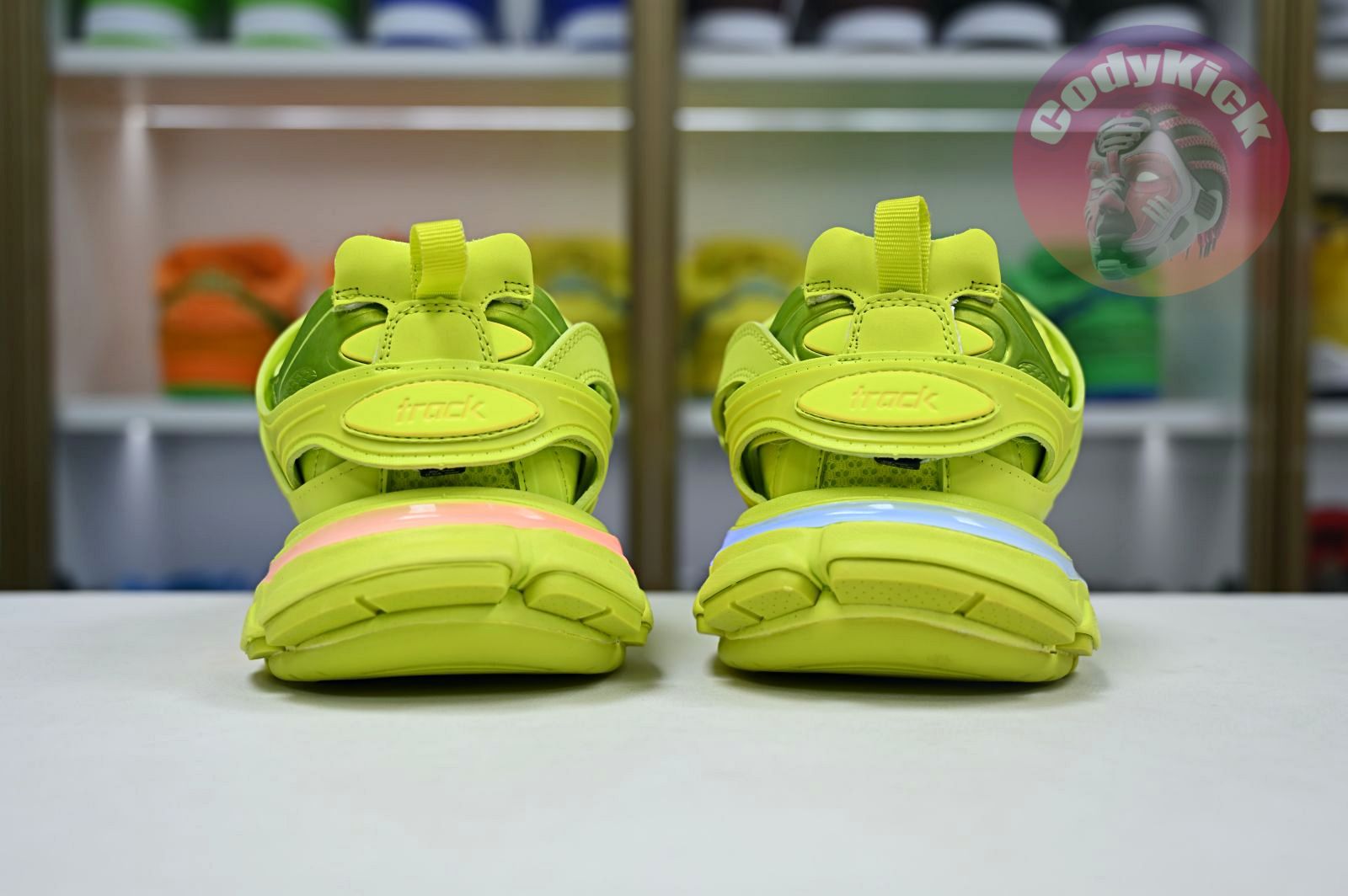 Balenciaga  Track（LED）