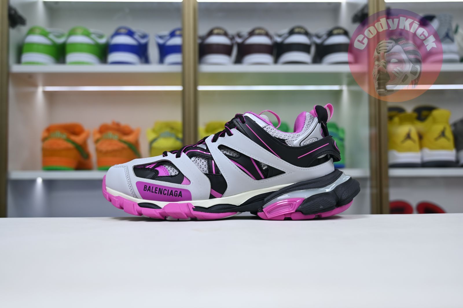 Balenciaga  Track（LED）