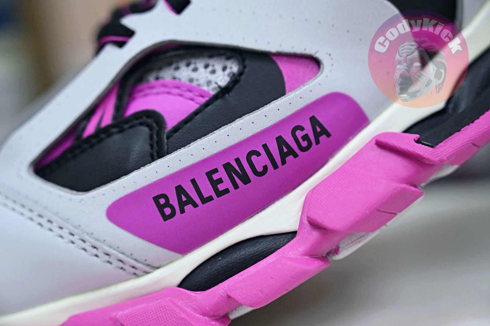 Balenciaga  Track（LED）