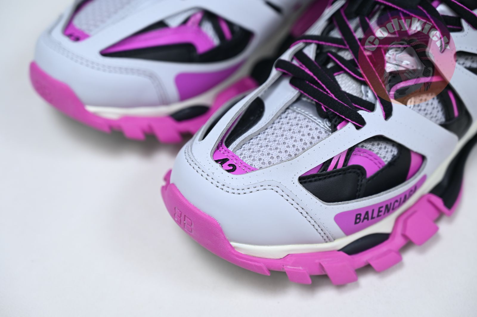 Balenciaga  Track（LED）