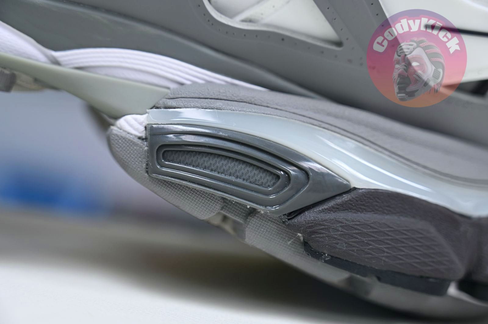 Balenciaga  Track（LED）