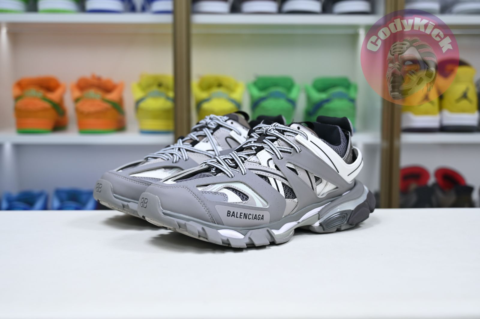 Balenciaga  Track（LED）