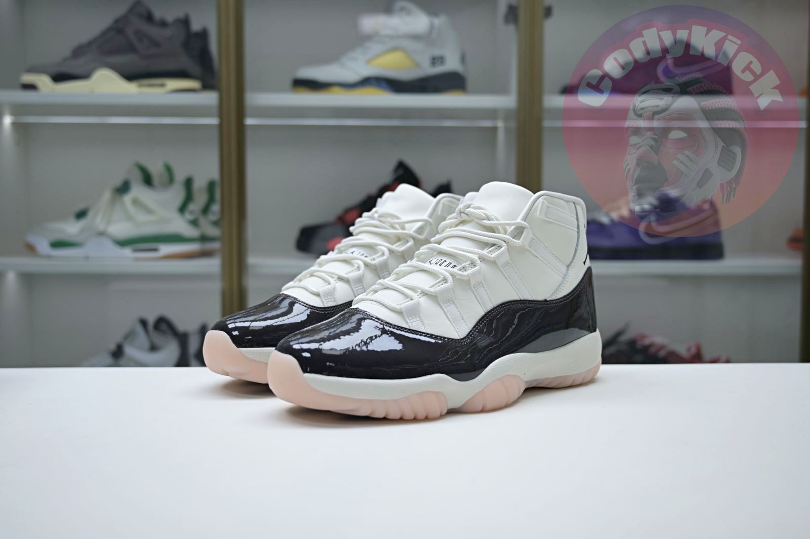Air Jordan 11