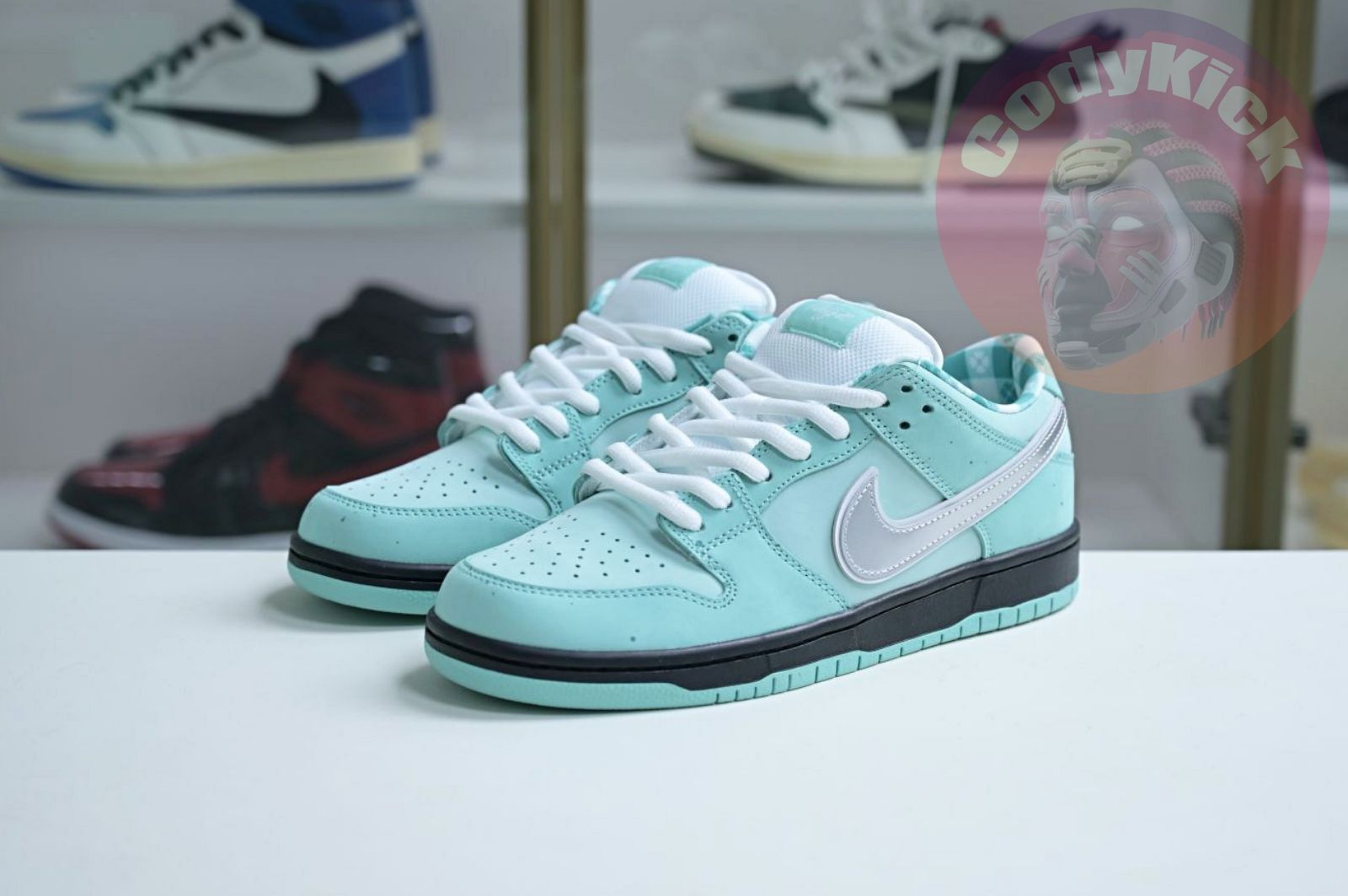 Tiffany Dunk SB