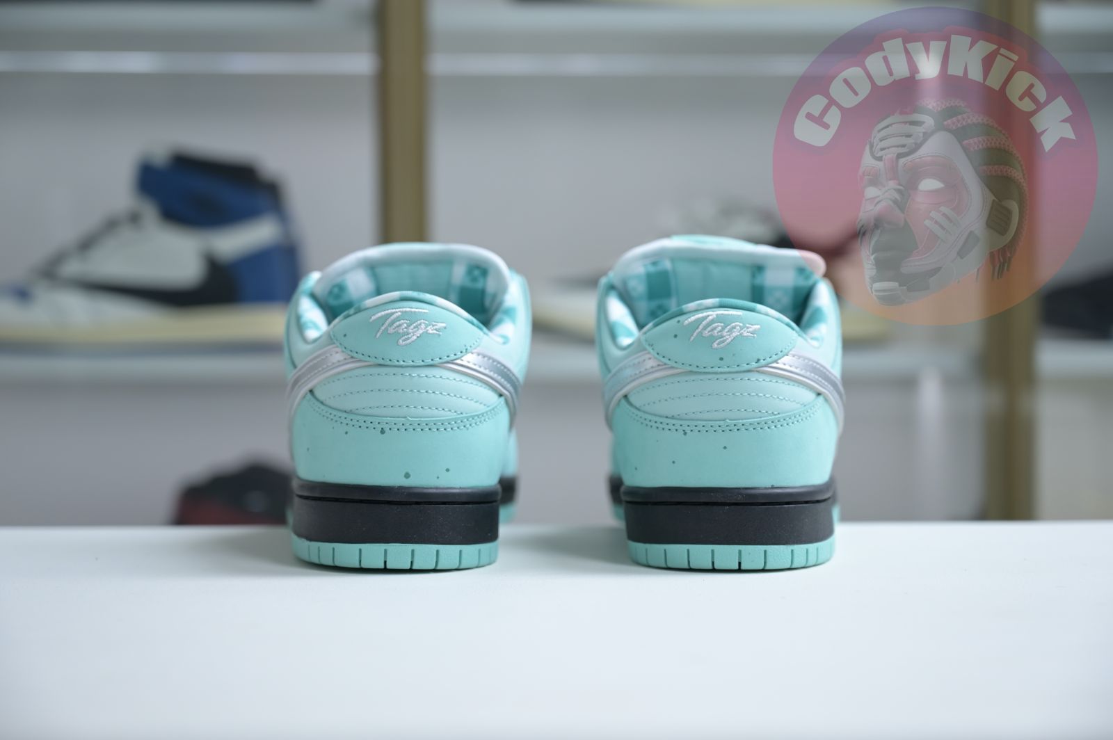 Tiffany Dunk SB