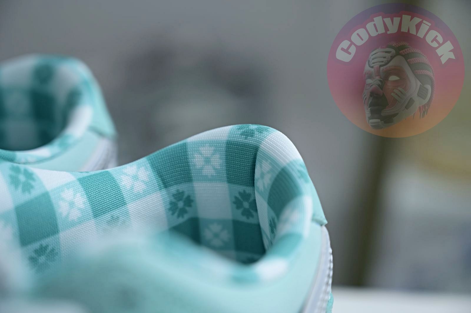 Tiffany Dunk SB