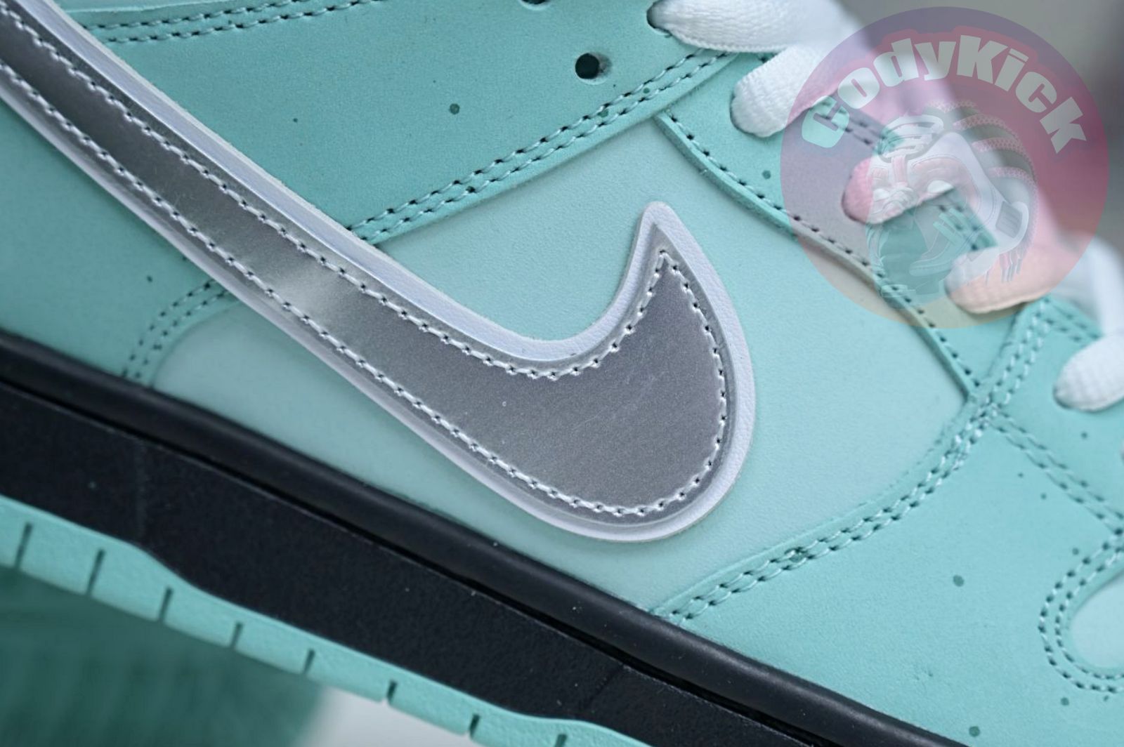Tiffany Dunk SB