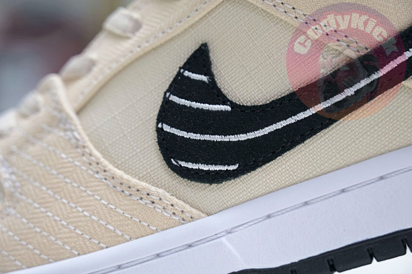 Albino & Preto x Nike Dunk SB Low Pro
