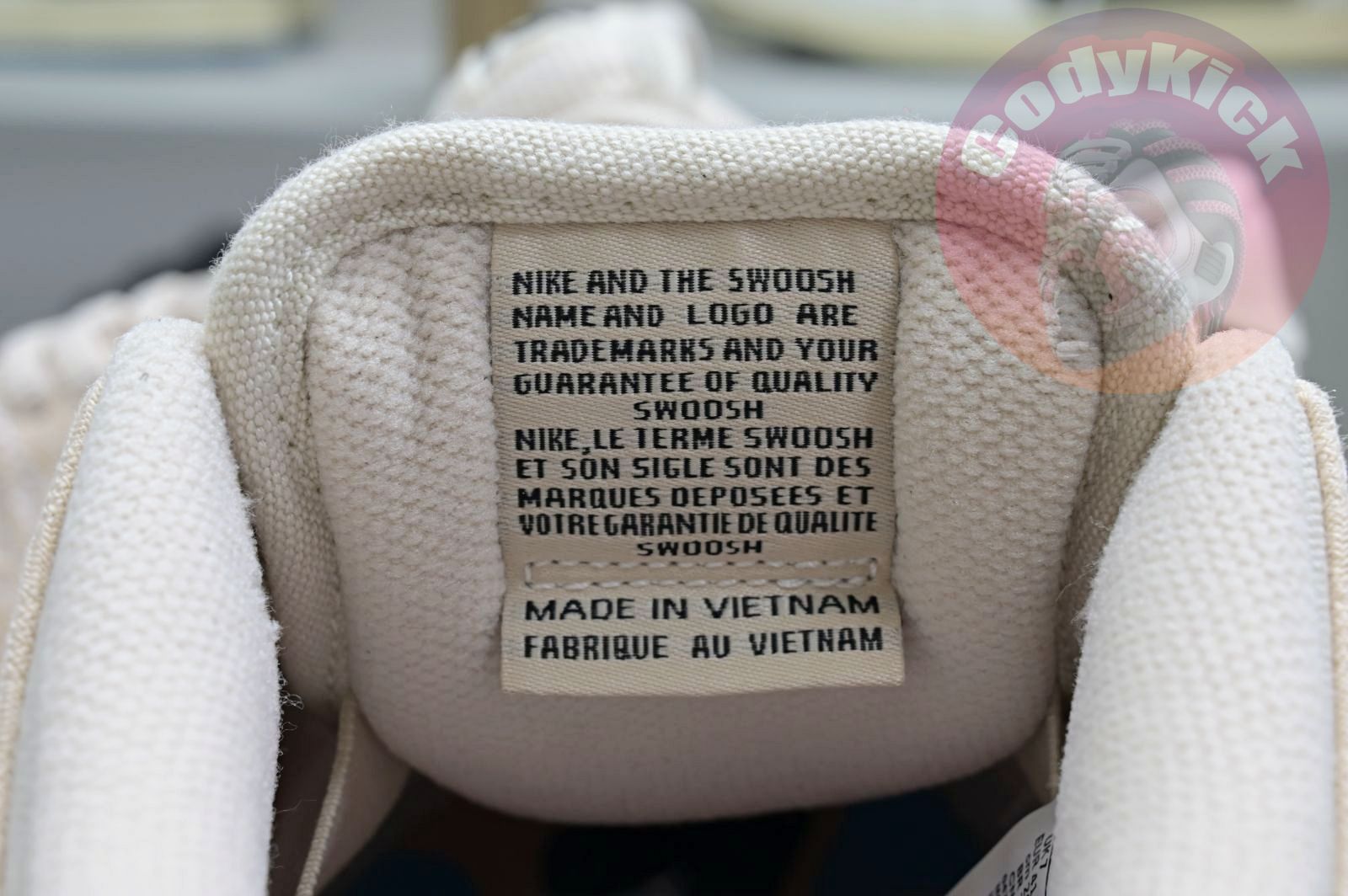 Albino & Preto x Nike Dunk SB Low Pro