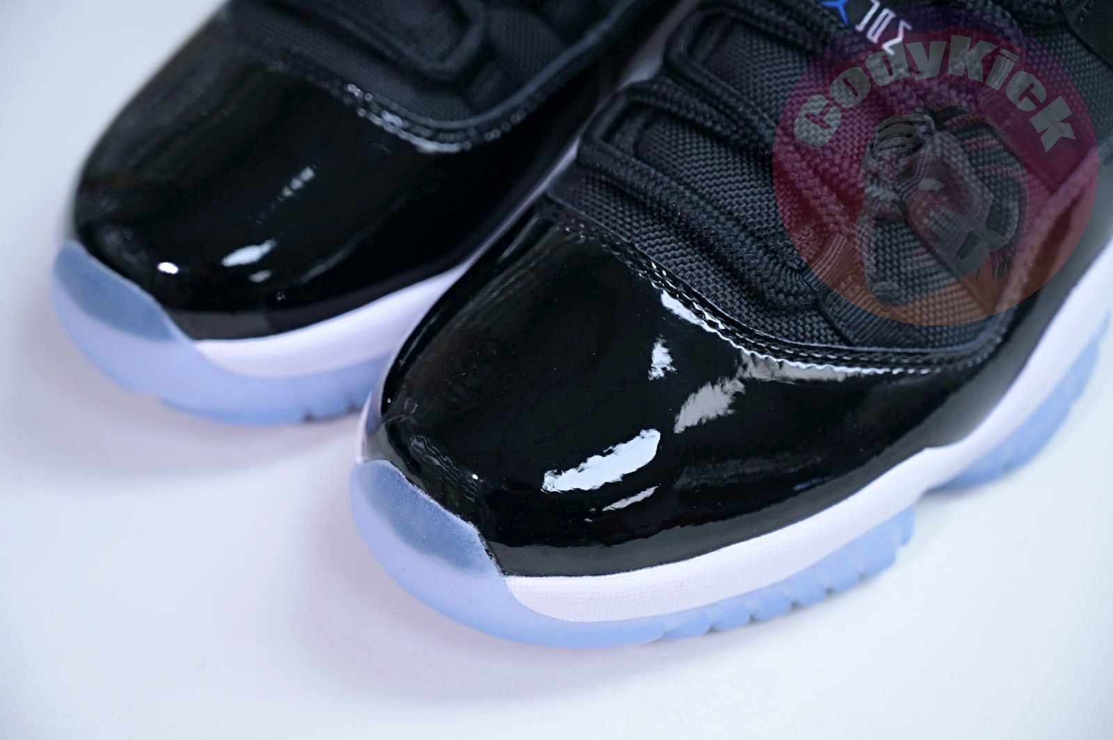 Air Jordan 11 Low