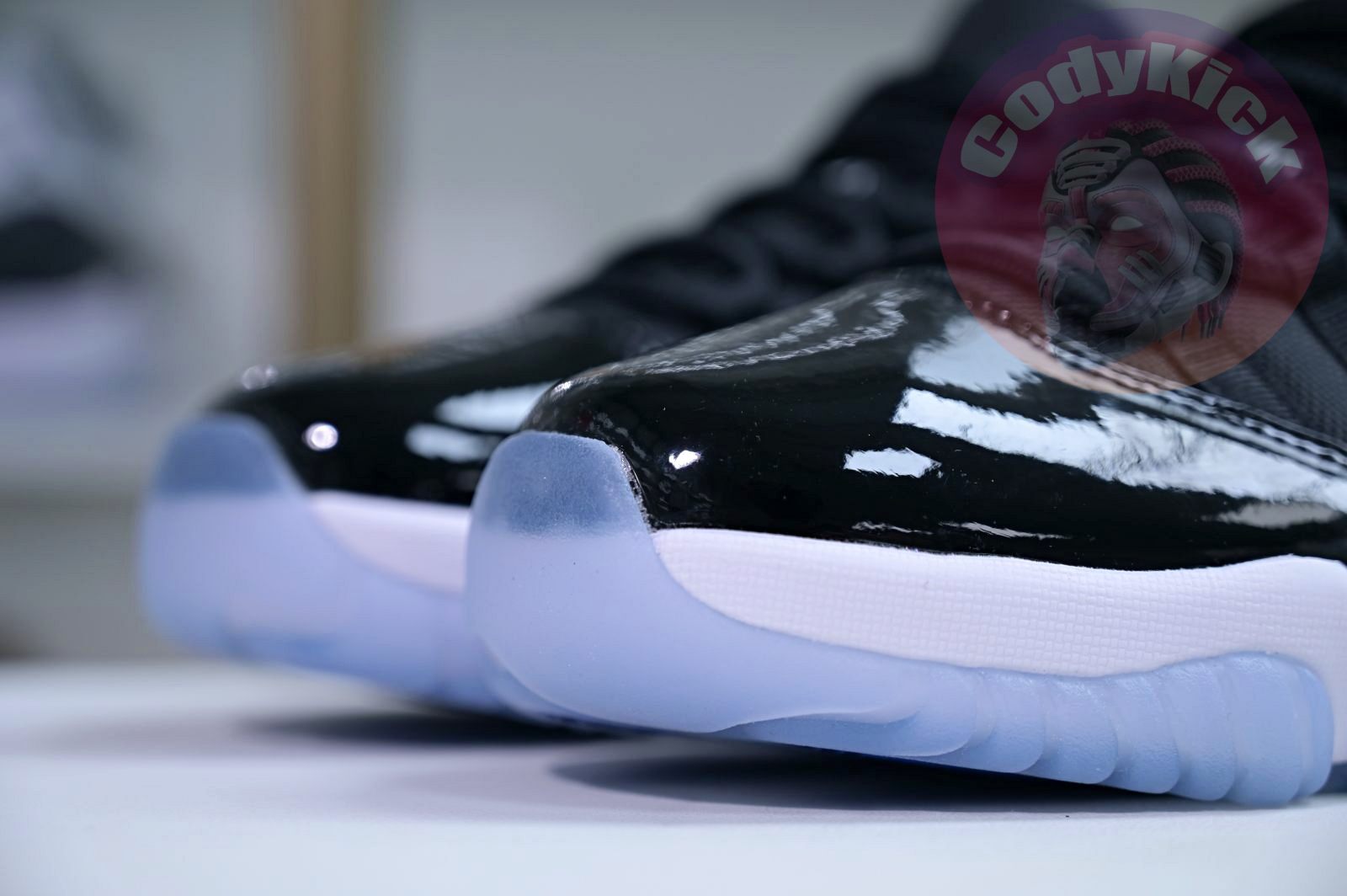 Air Jordan 11 Low