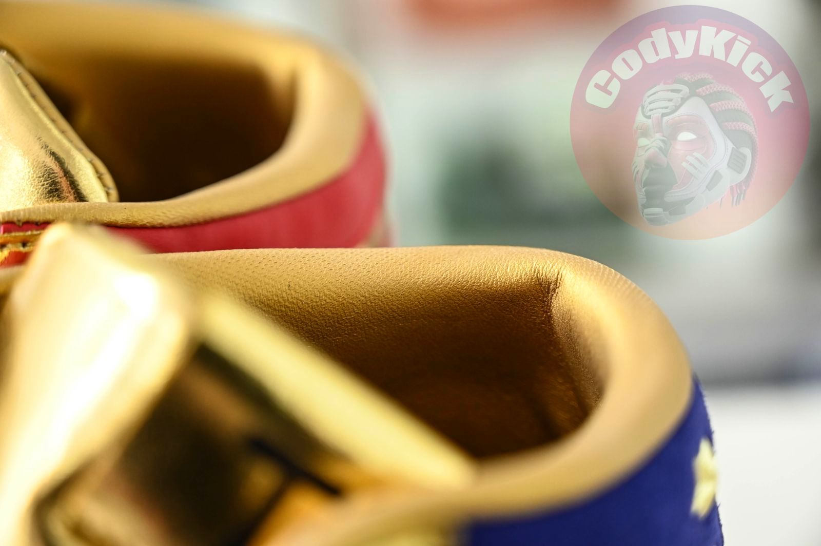 Never Surrender Trump sneakers MAGA.1