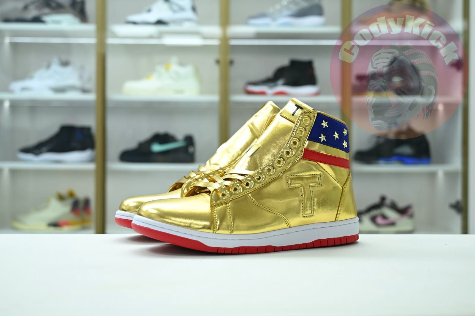 Never Surrender Trump sneakers MAGA.1