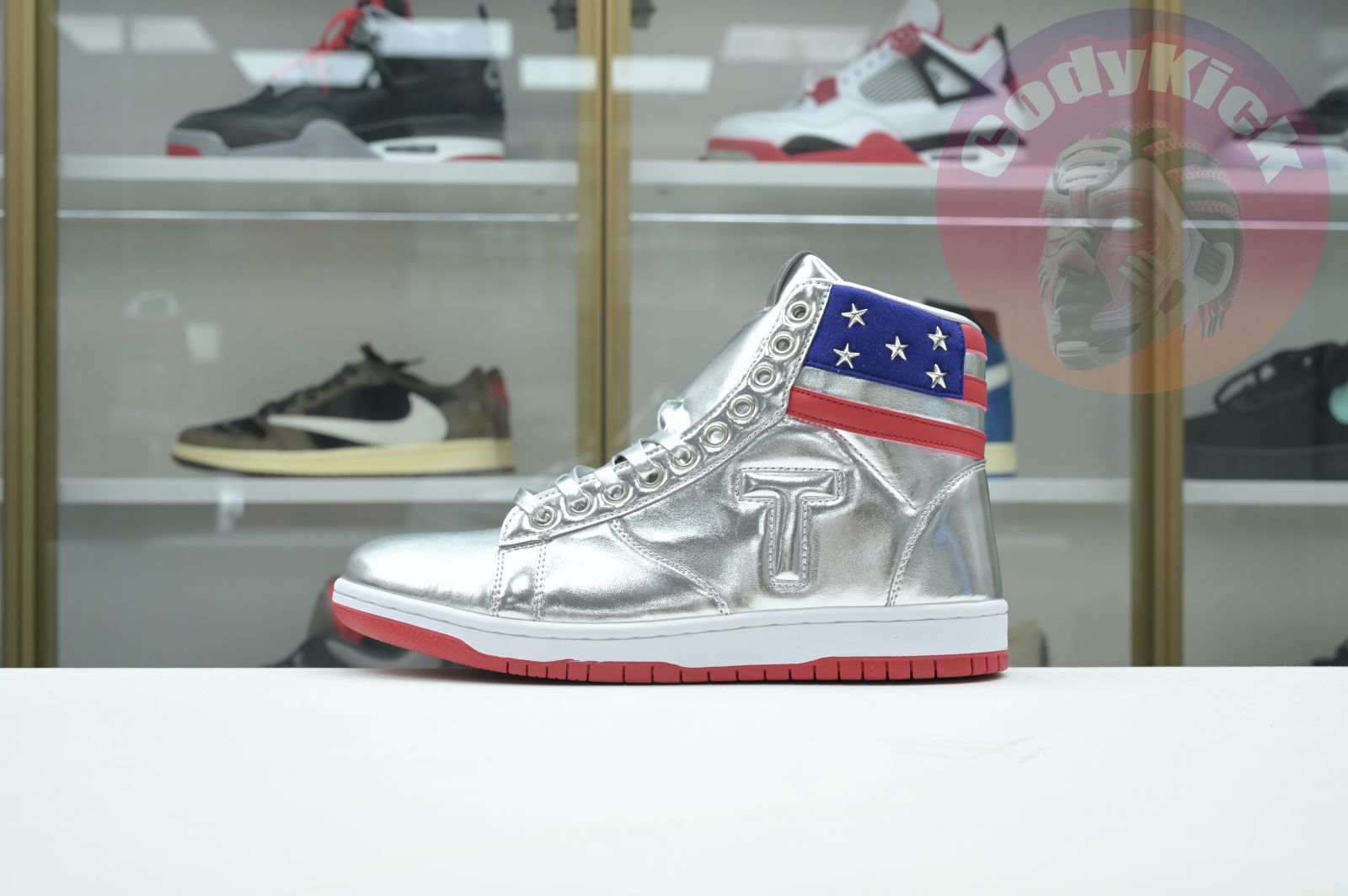 Never Surrender Trump sneakers MAGA.1