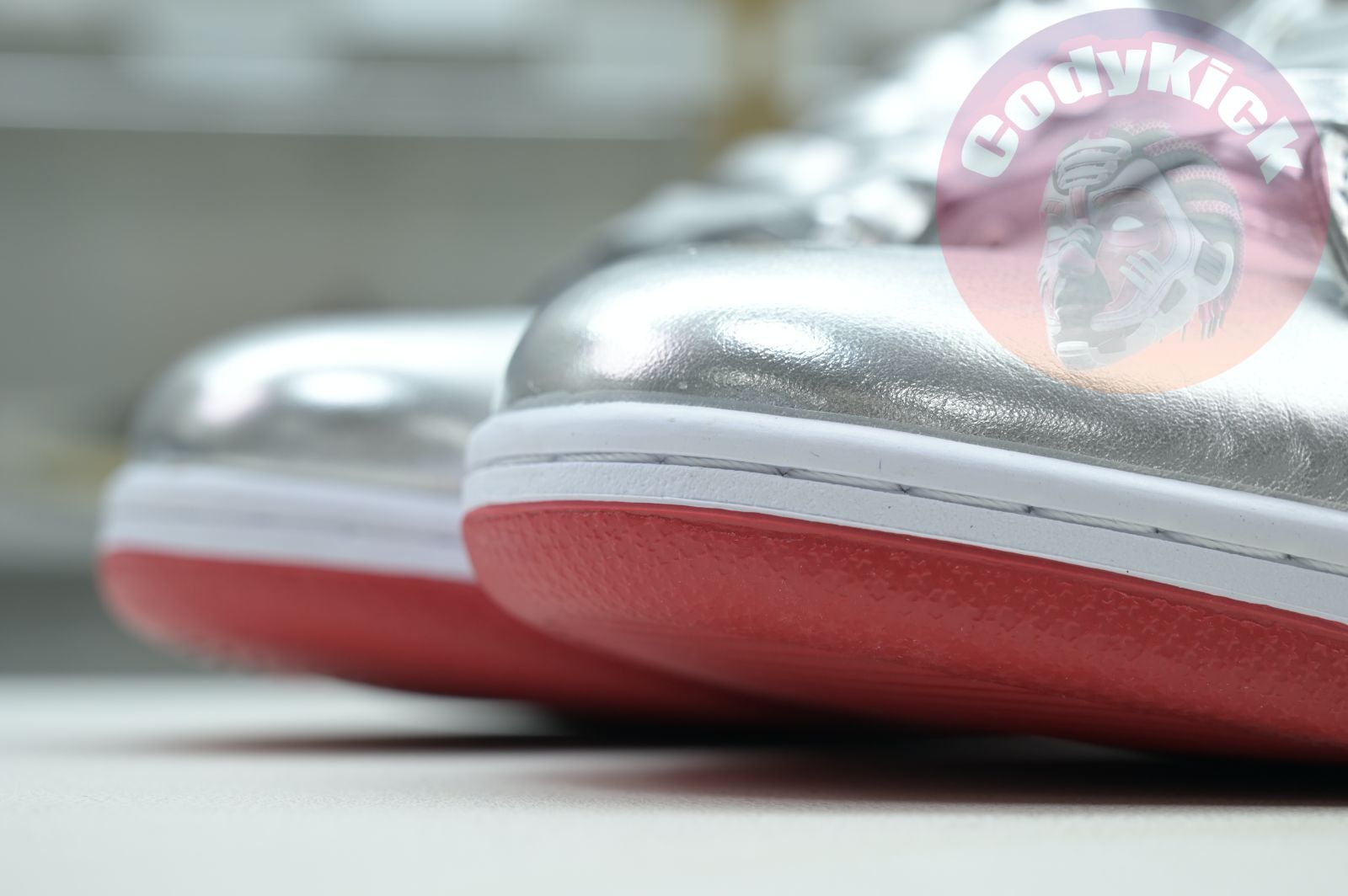 Never Surrender Trump sneakers MAGA.1