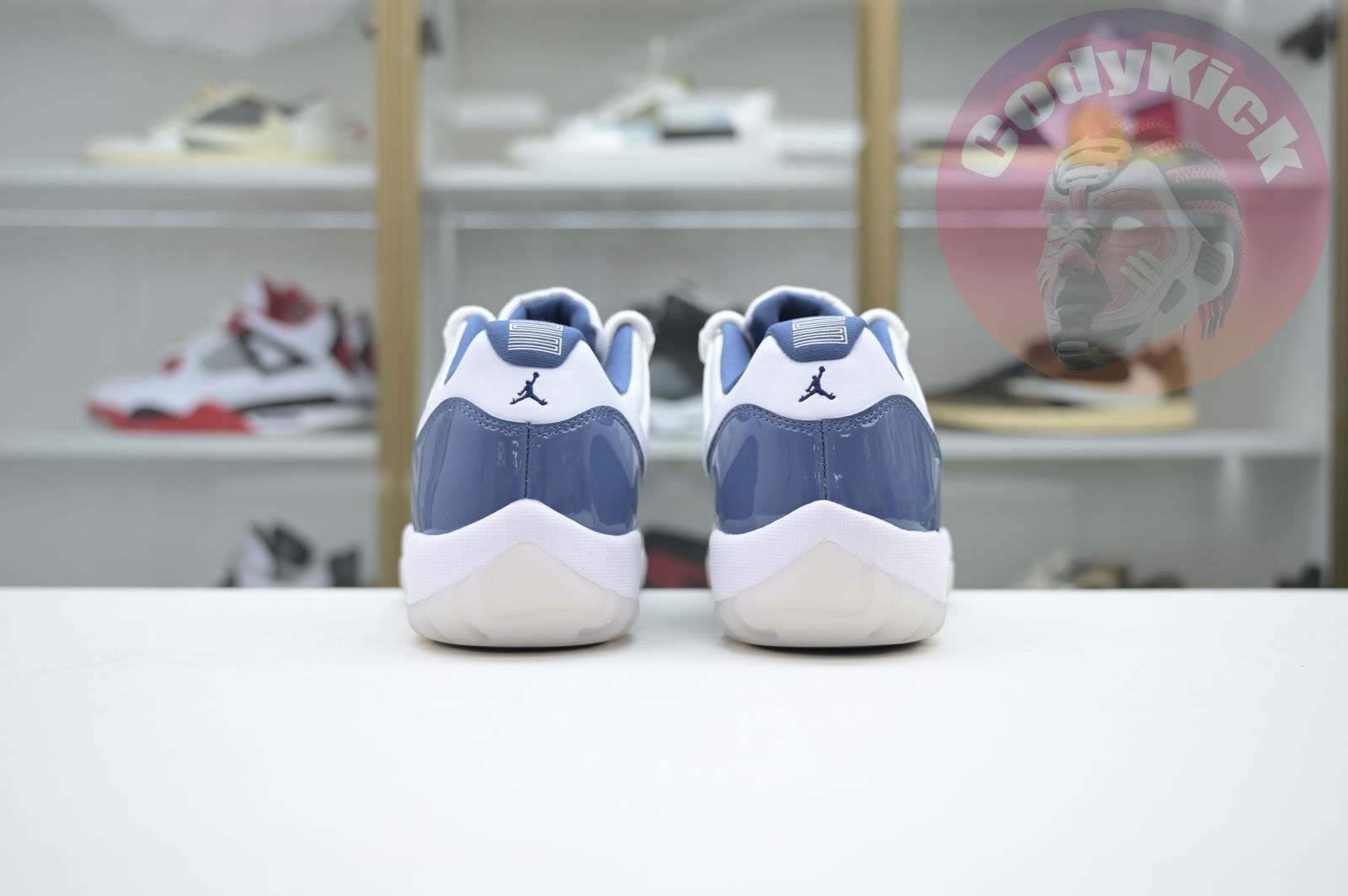 Jordan Air Jordan 11 Low“Diffused Blue”