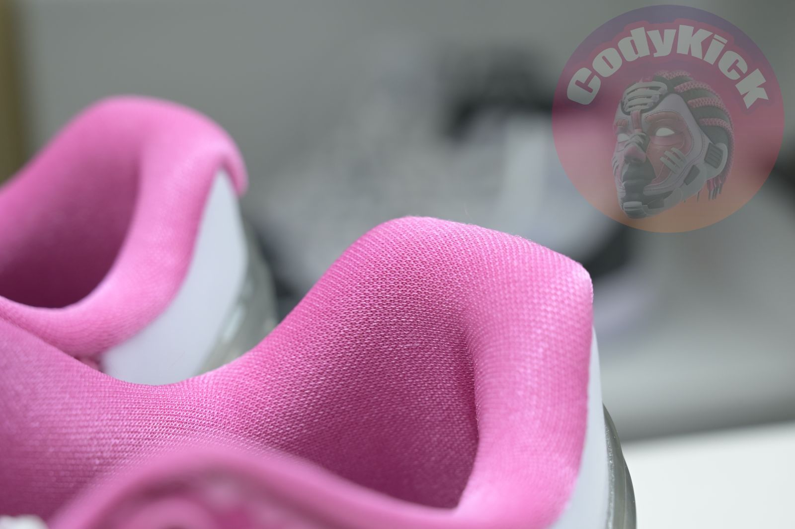 Nike Zoom Kobe 6 Kay Yow Think Pink