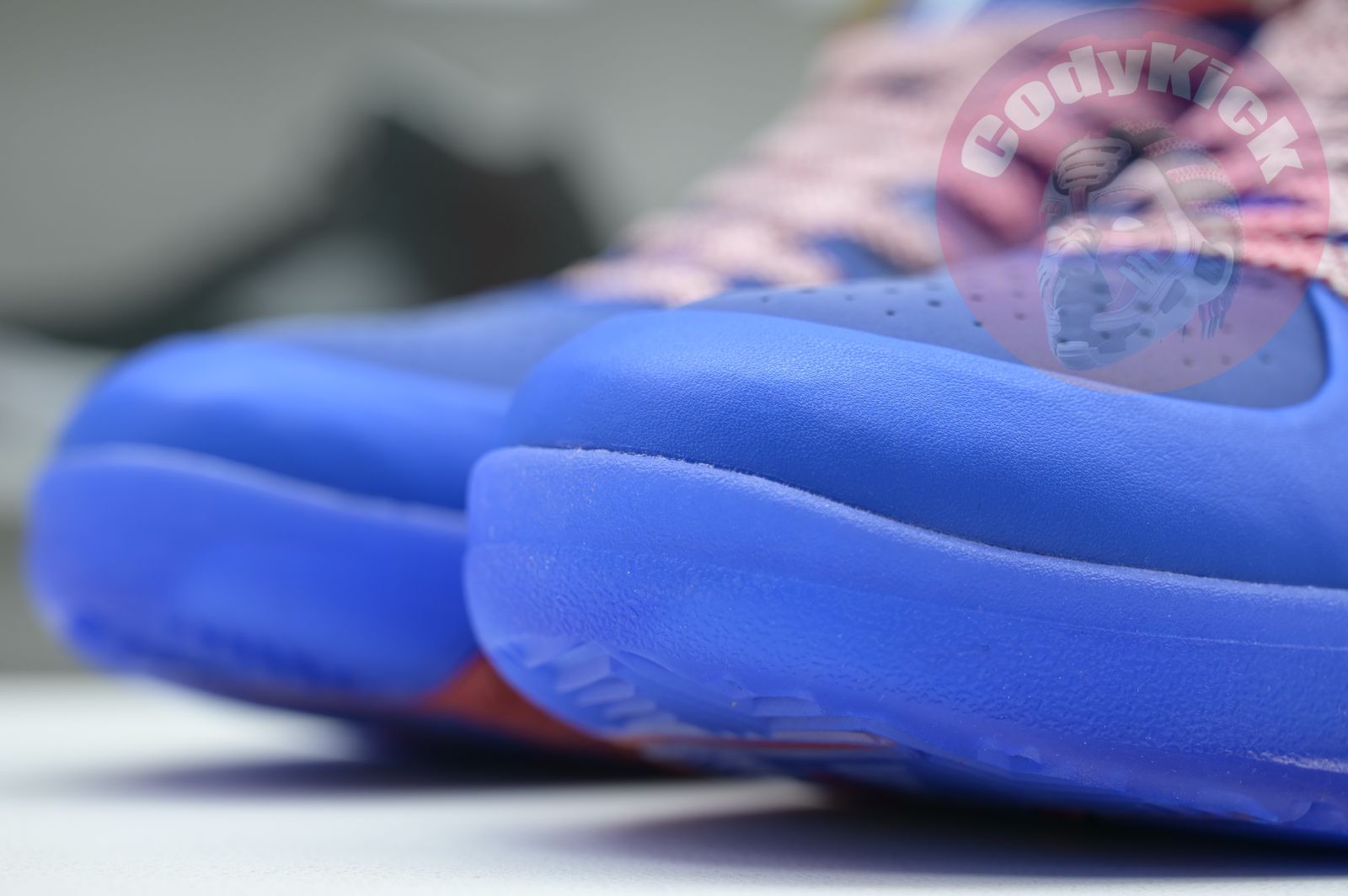 Nike Zoom Kobe 4 Protro