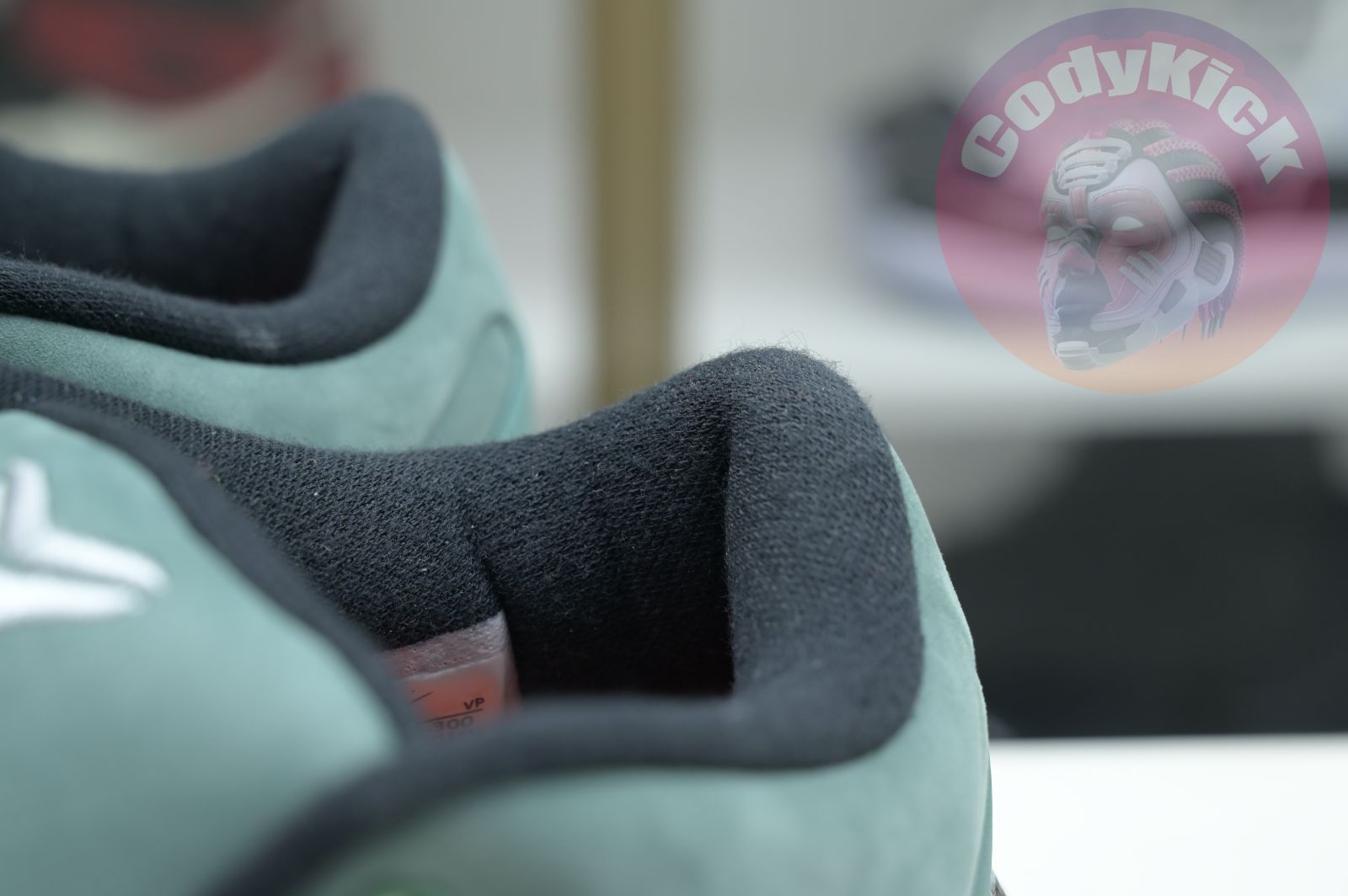 Nike Zoom Kobe 4 Protro