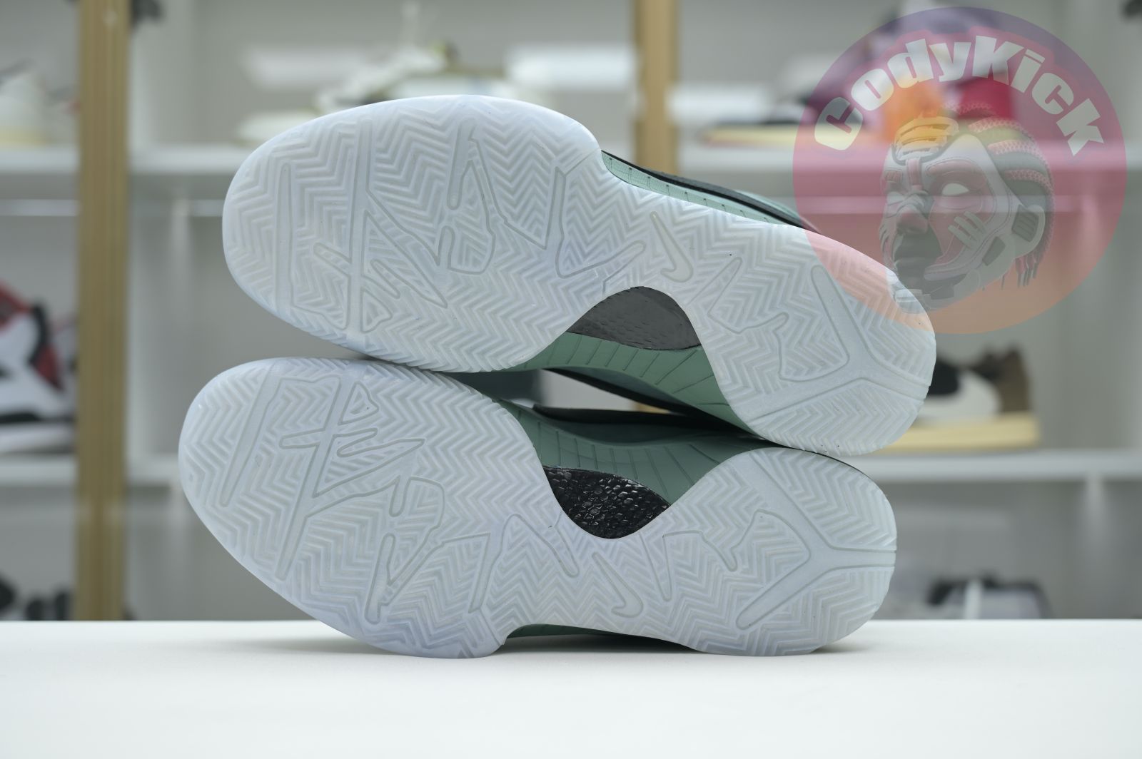 Nike Zoom Kobe 4 Protro